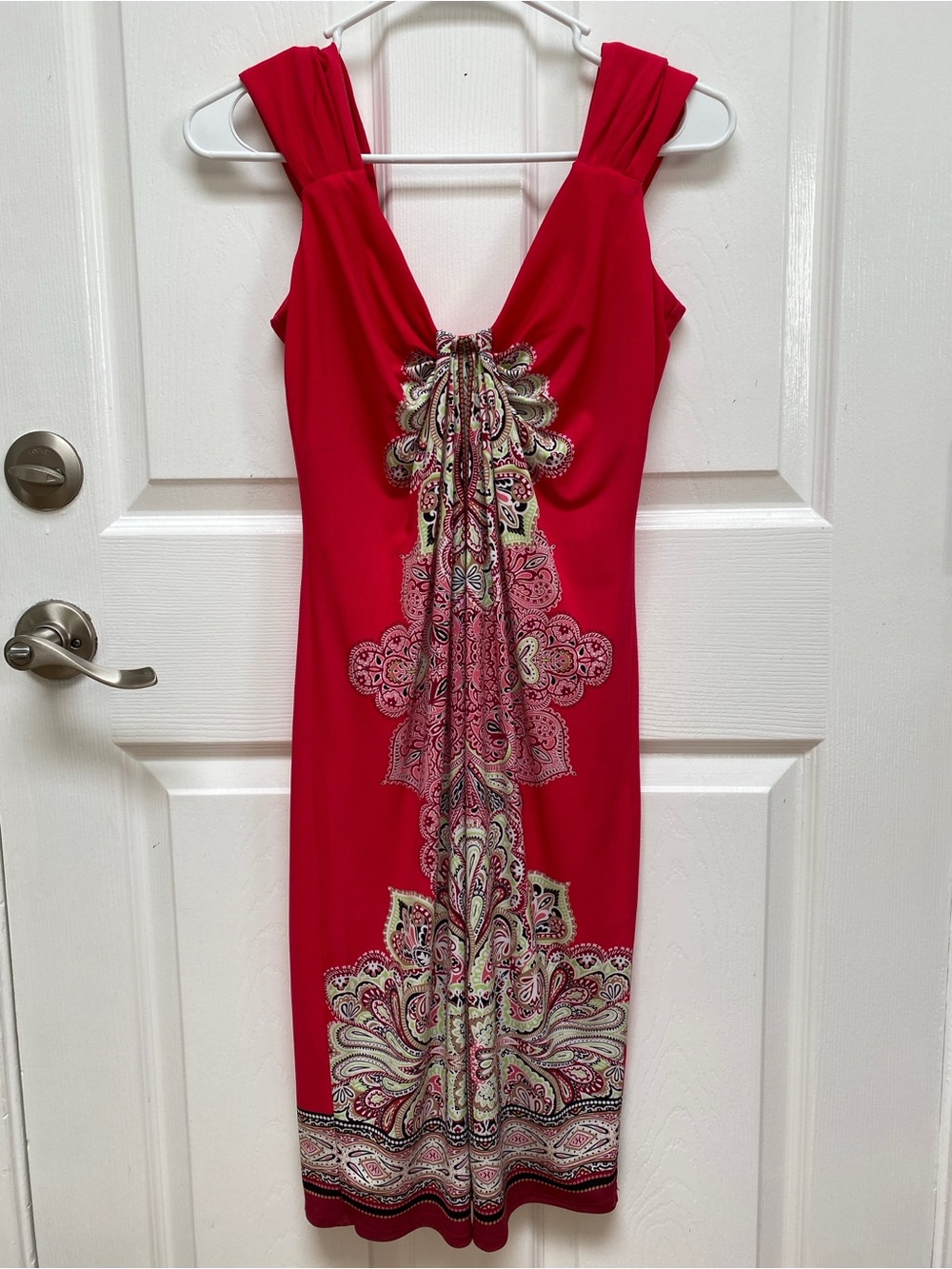 New York & Company Red Sleeveless V-Neck Paisley Midi Dress